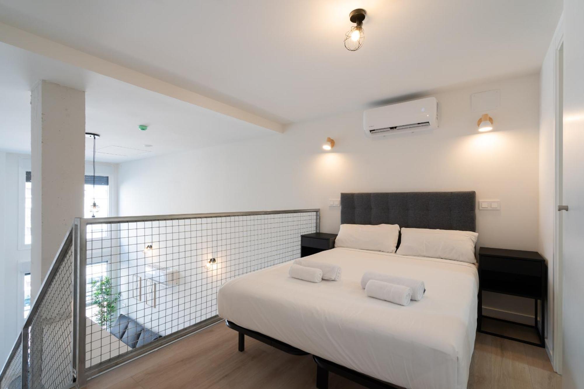 Appartement Loft Reformado Industrial Con Garaje Alquiler Temporal à Madrid Extérieur photo