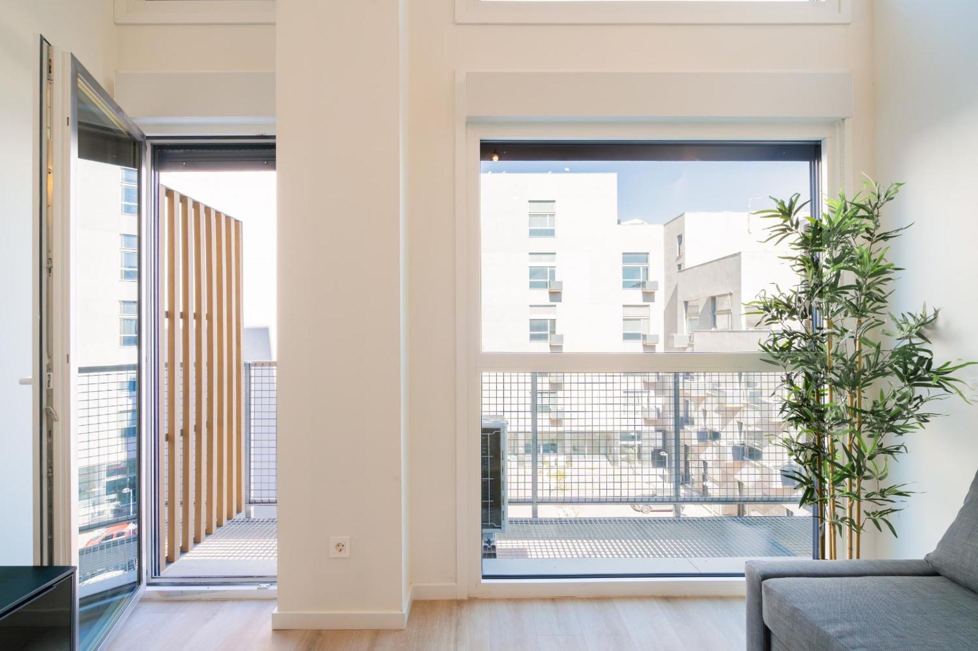 Appartement Loft Reformado Industrial Con Garaje Alquiler Temporal à Madrid Extérieur photo